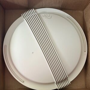 Pampered Chef Deep Dish Baker Lid